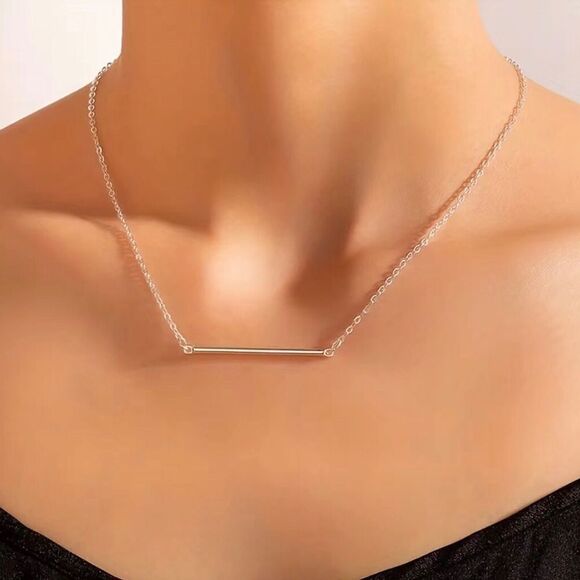 NEW … Simple Silver Bar Necklace - Picture 1 of 7